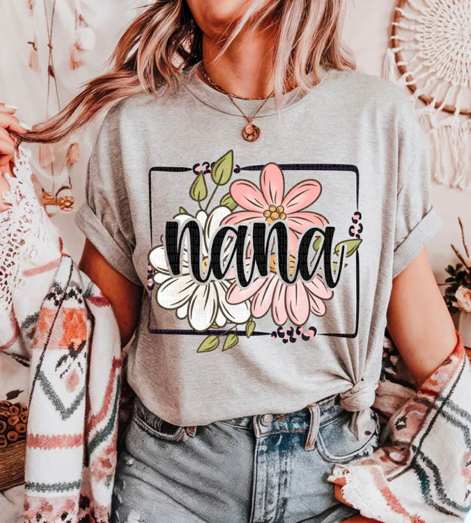 Mama, Grandma, Momma, title floral black border