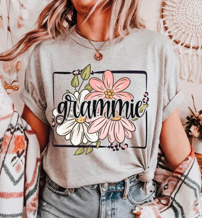 Mama, Grandma, Momma, title floral black border