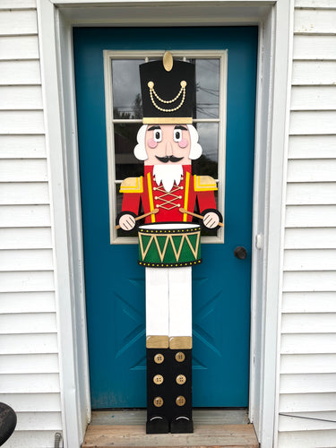 6’ nutcracker classic colors